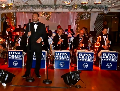 Bryan Anthony – Glenn Miller Houston music agency