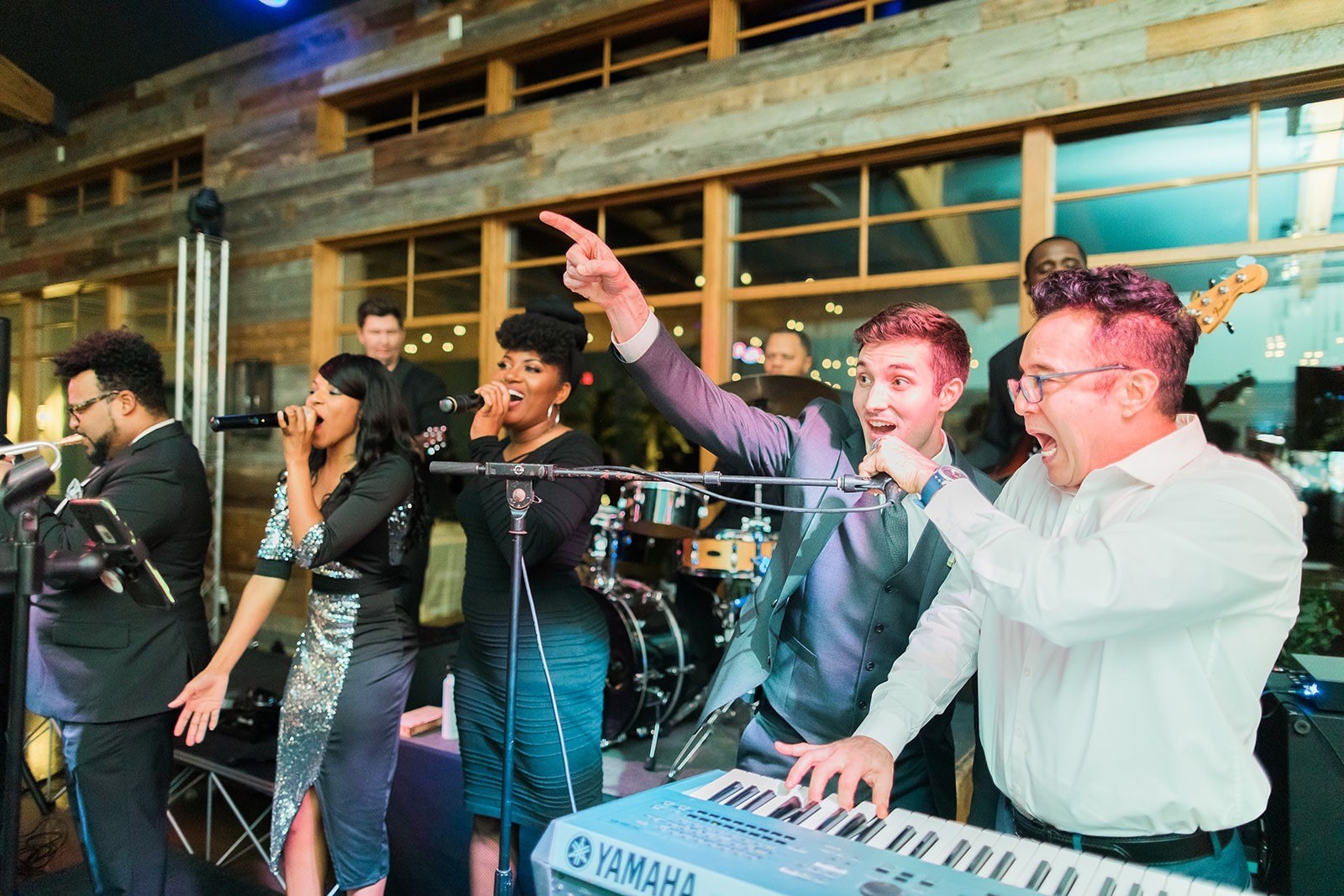 Ice House hire musicians