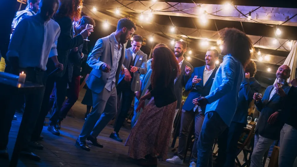 wedding dance floor live music